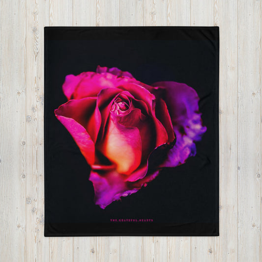 Kiss From A Rose Throw Blanket - The Grateful Hearts