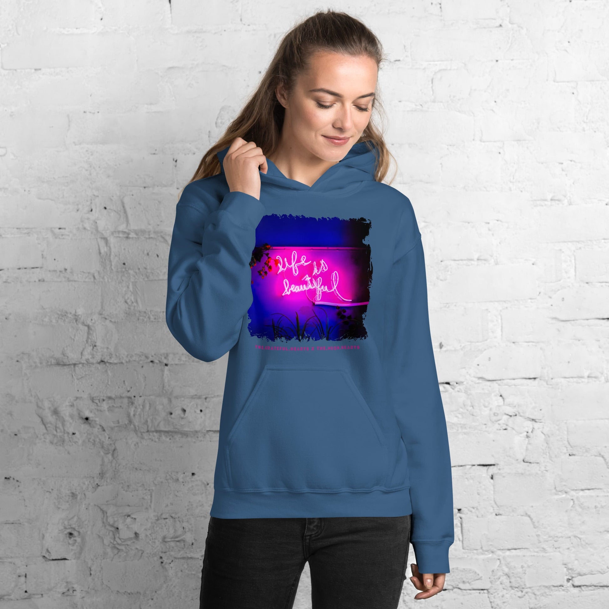 Life is Beautiful 💖 - Unisex Heavy Blend Hoodie (Available in Various Colors ❤️💙💜) - The Grateful Hearts