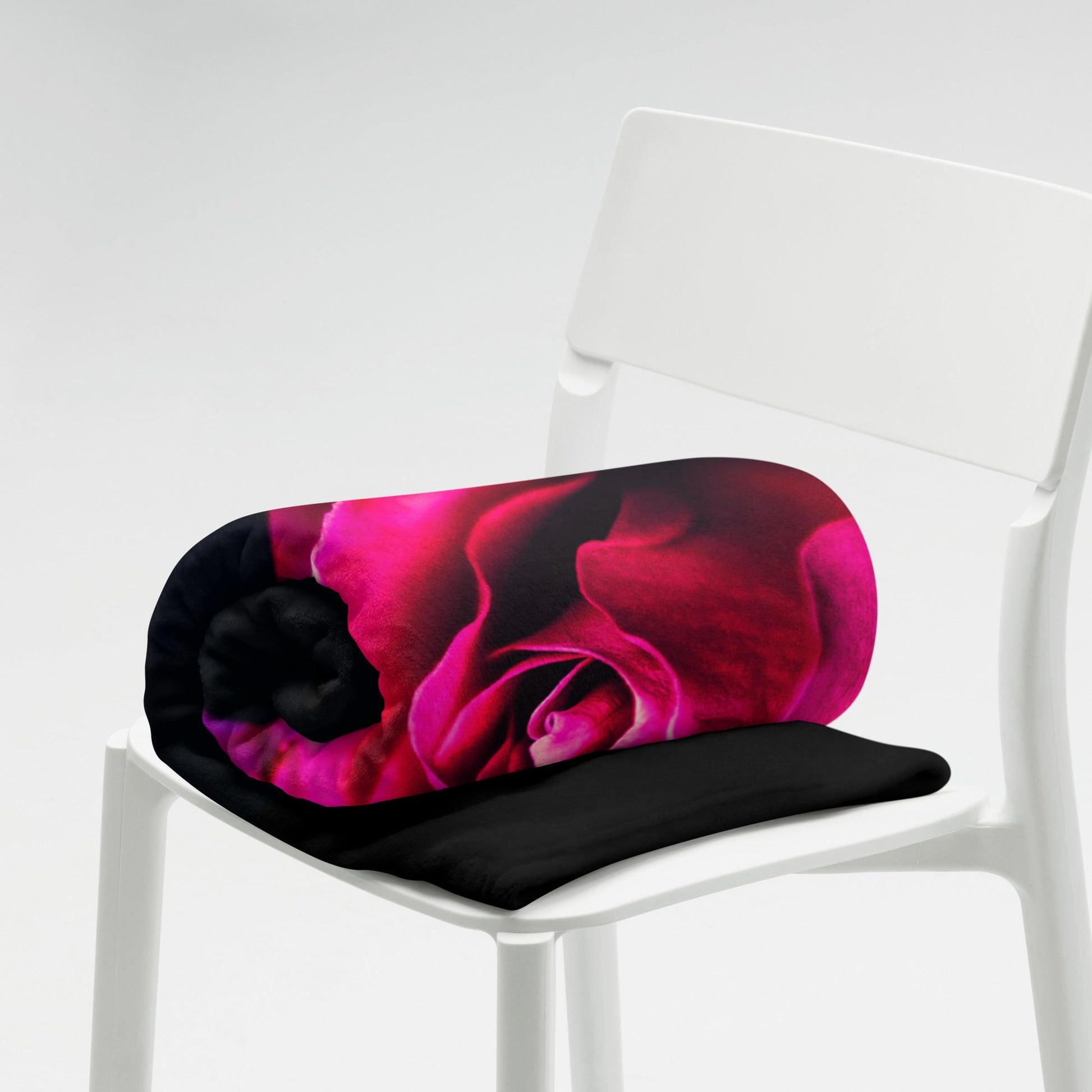 Kiss From A Rose Throw Blanket - The Grateful Hearts