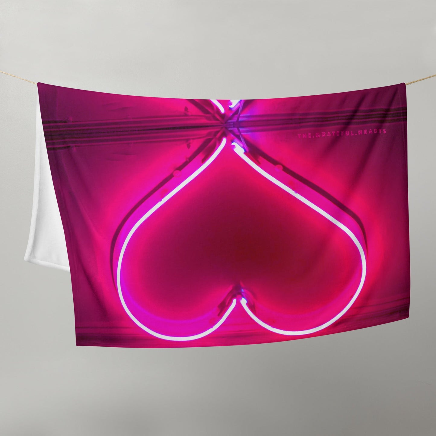 Neon Heart ❤️ Throw Blanket - The Grateful Hearts